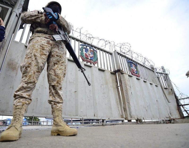 La frontera en alerta mientras Haití espera una fuerza pacificadora