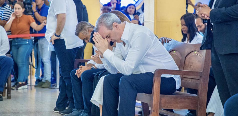El gobierno da auxilio a afectados por tragedia