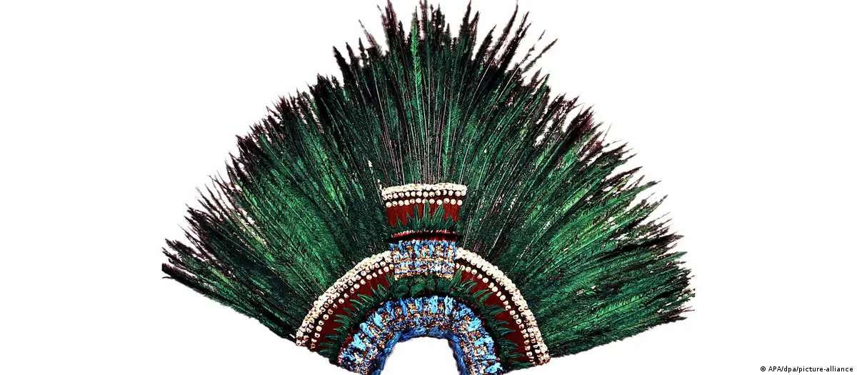 a historia del legendario Penacho de Moctezuma