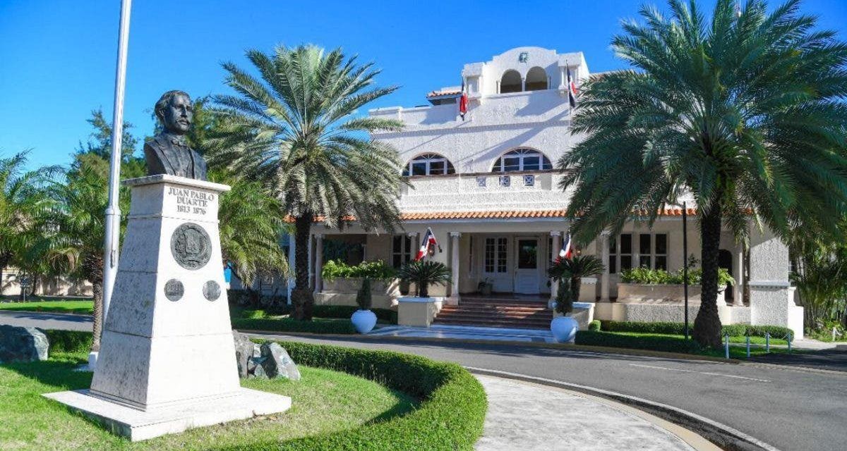 Formación en arte y cultura para el Servicio Exterior