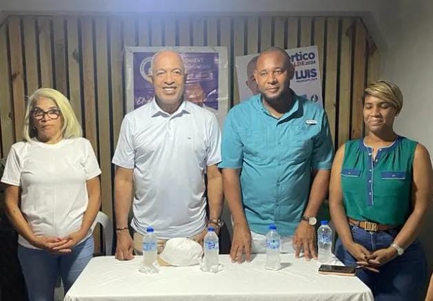 Precandidato diputado Yanaury Gómez apoyará Bertico Santana a la Alcaldía de SDE