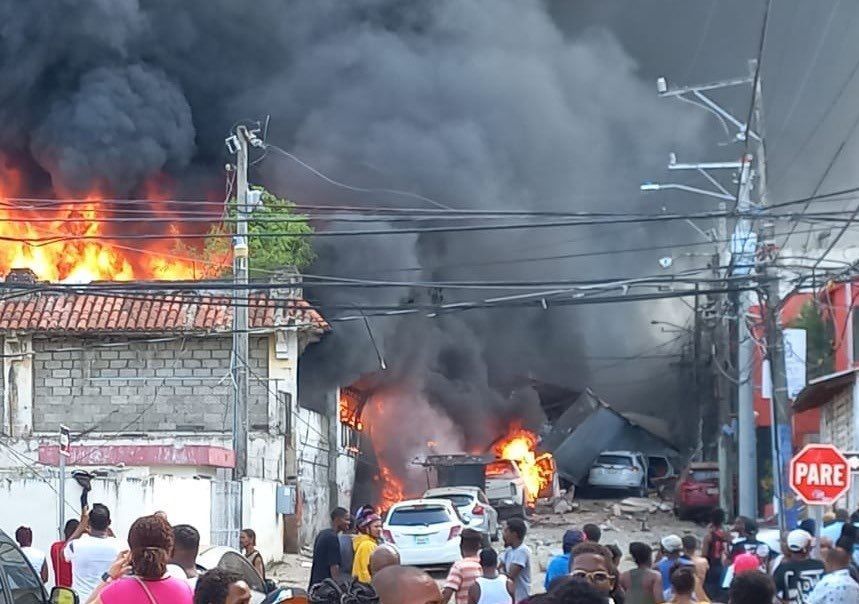Se elevan a 34 los fallecidos por explosión en San Cristóbal