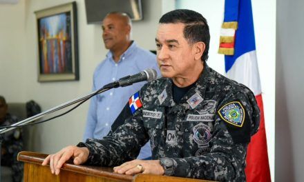 Mayor general Alberto Then encabeza primer encuentro sabatino de agosto orientando agentes sobre el importante valor de la transformación policial