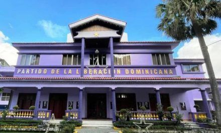 PLD presentó precandidatos alcaldía DN, Santo Domingo Norte y San Cristóbal