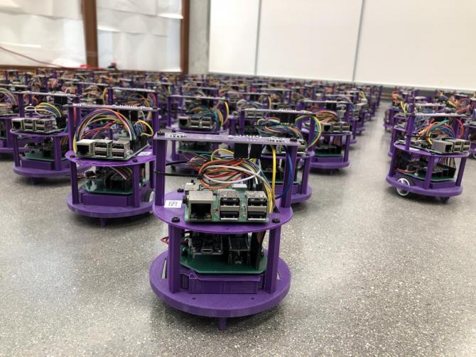 Inteligencia colectiva y robótica: La maravilla de los enjambres de robots
