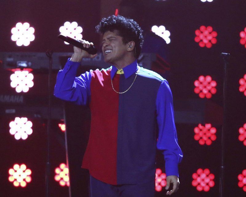 Bruno Mars cancela concierto en Israel tras ataques de Hamas