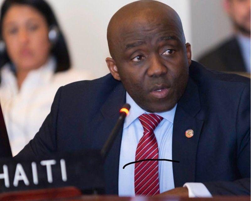 Leon Charles: “La construcción del canal no va a parar”