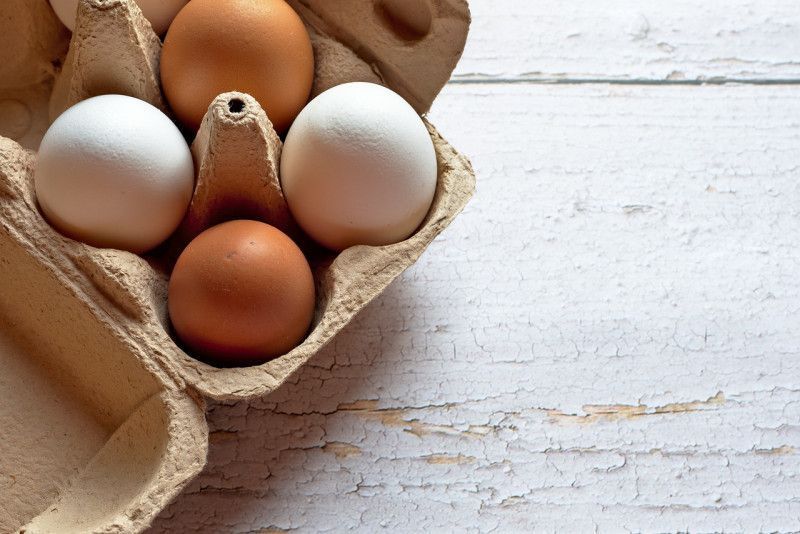 Investigadores observan los efectos en la salud de comer hasta tres huevos todos los días
