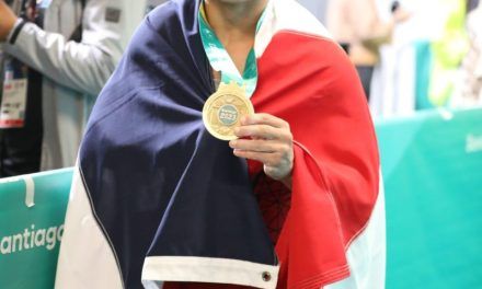Audrys Nin toma oro, Reinas van a la final