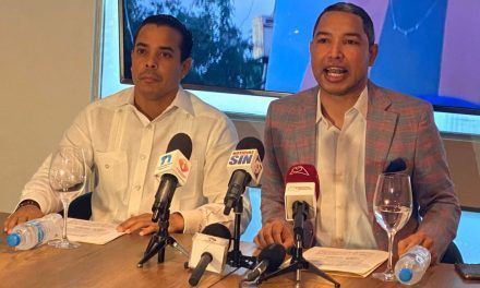 Emplazan a Alcaldía del Distrito Nacional para que retire publicidad irregular de la ciudad