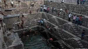 ¿Pozos escalonados contra la crisis del agua en la India?