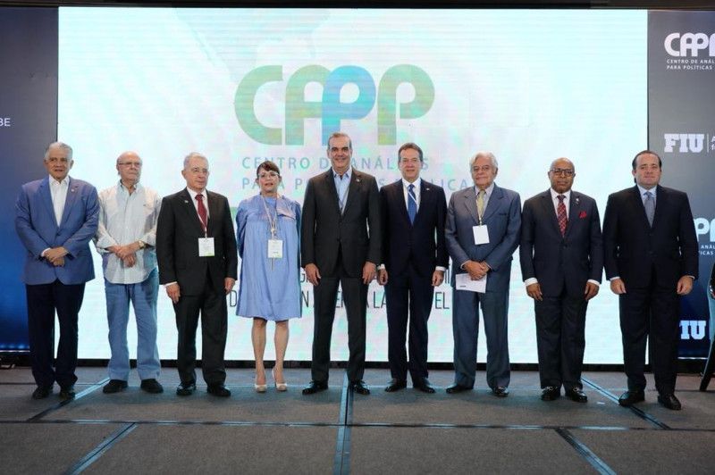 Líderes de la región exponen visión para mejorar la calidad de la política