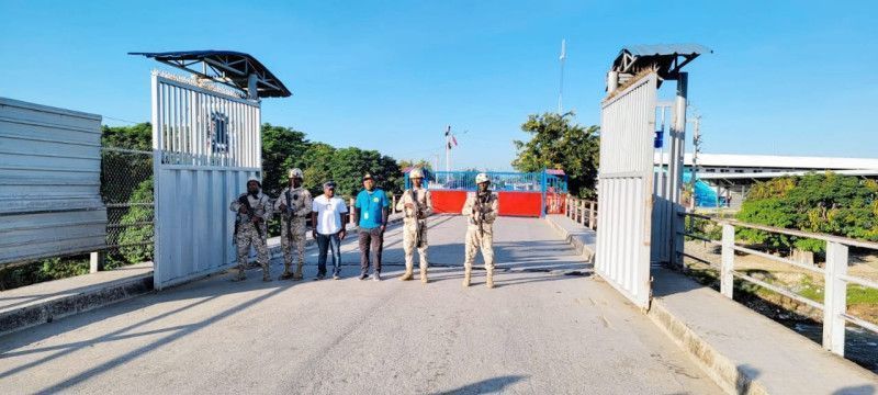 Haití cierra otra vez frontera luego de cruzar mercancías