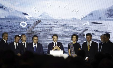 El presidente Macron advierte sobre derretimiento de glaciares