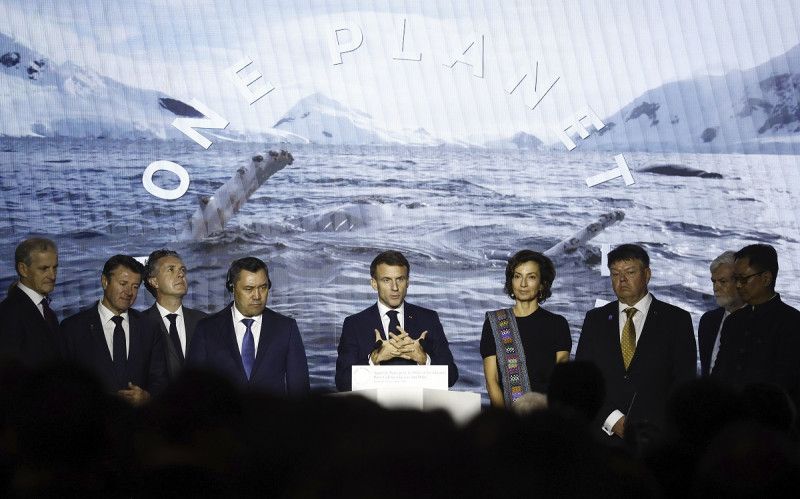 El presidente Macron advierte sobre derretimiento de glaciares