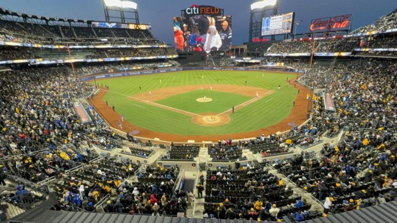 Más de 90 mil personas asistieron a la «Serie de Titanes» en Nueva York