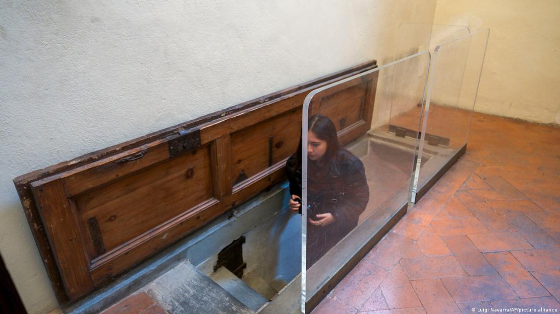 Abre «sala secreta» de Miguel Ángel, descubierta en 1975