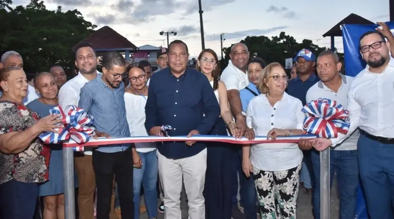 Alcaldía de Puerto Plata pone 13 obras en servicio