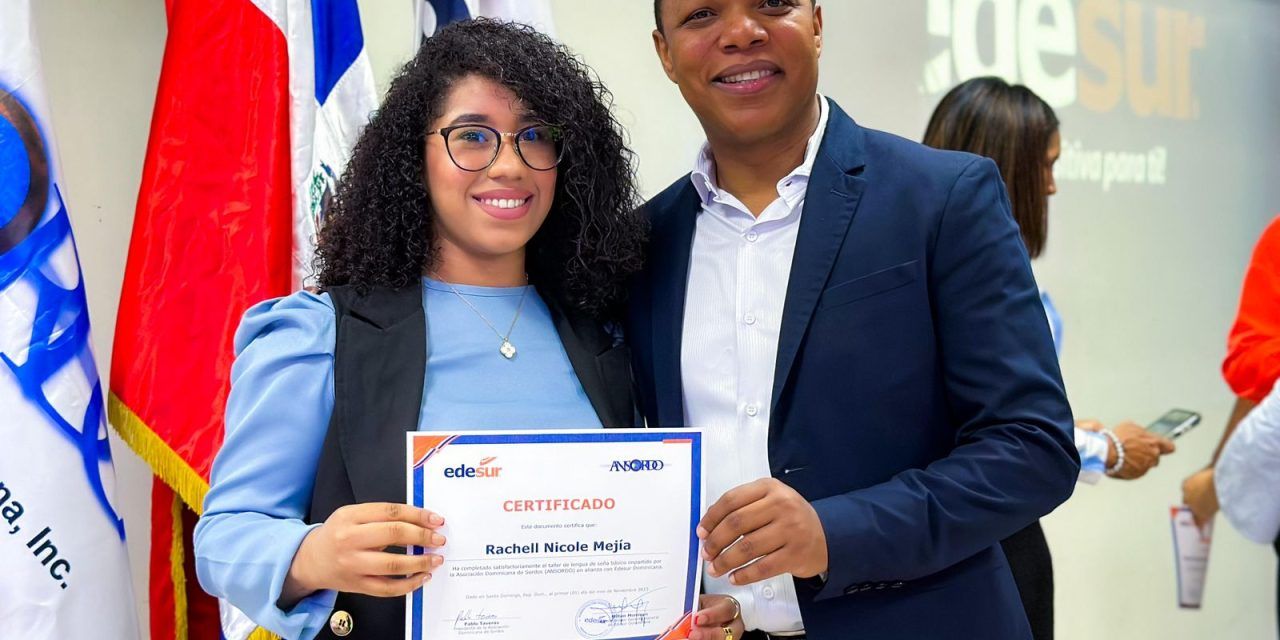 Edesur junto a Ansordo gradúa otros 51 colaboradores en lengua de señas