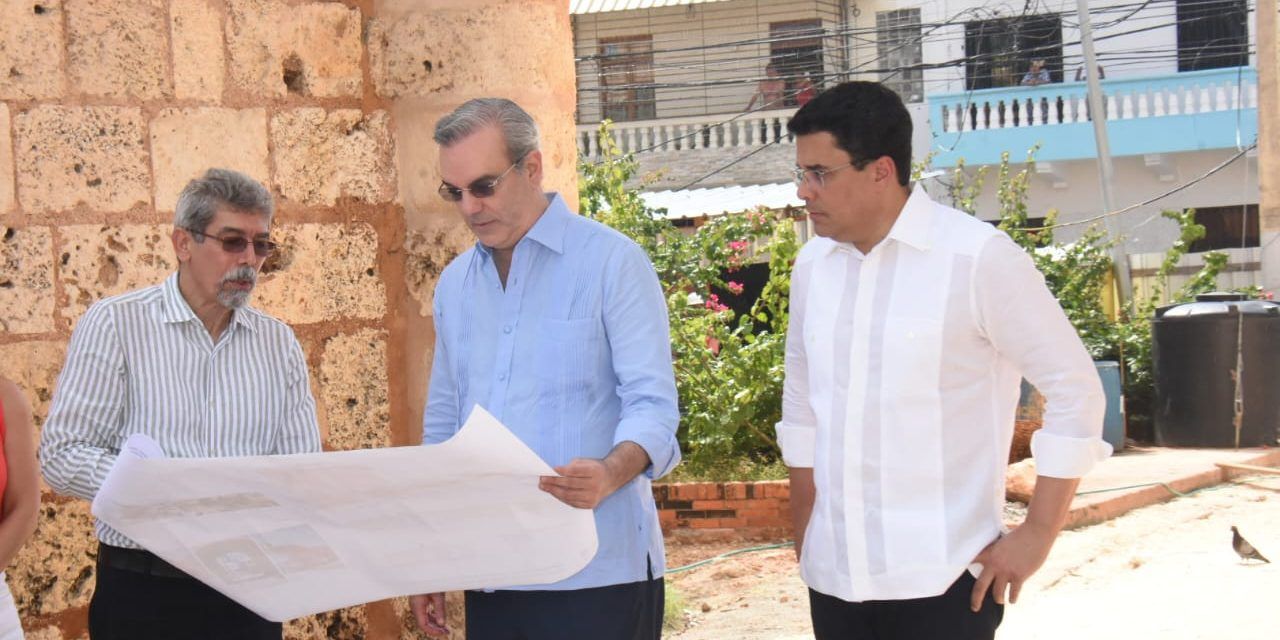 Abinader y Collado supervisan remozamiento de Ciudad Colonial
