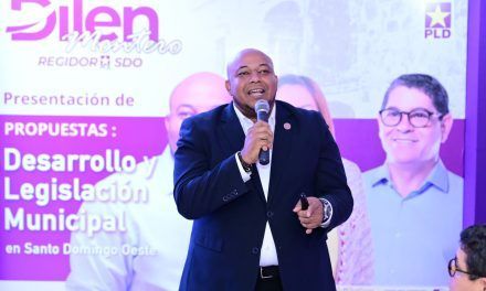 Candidato a regidor presenta propuestas de desarrollo municipal para SDO