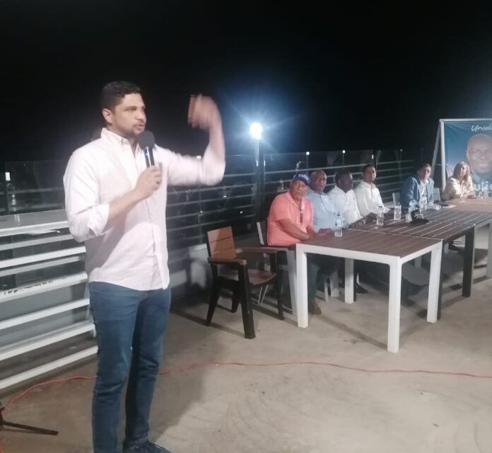 Gustavo Lara Salazar promueve la unidad y la vinculación