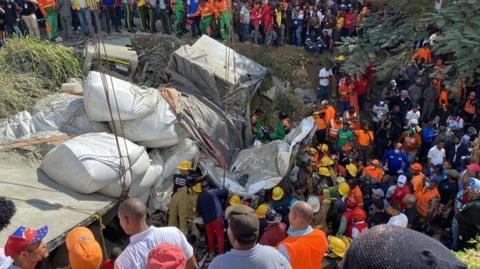 Por el momento 6 muertos y 20 heridos accidente Quita Sueño de Haina