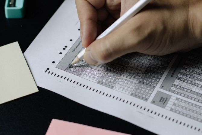 ¿Cómo aprobar un examen tipo test sin estudiar?