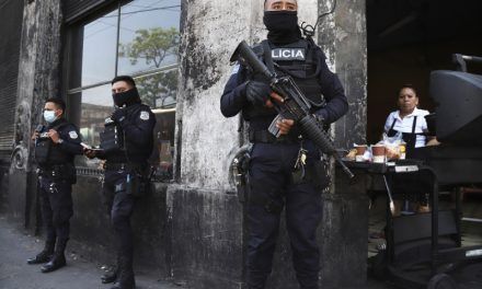 El Salvador vive una de sus peores crisis de derechos humanos