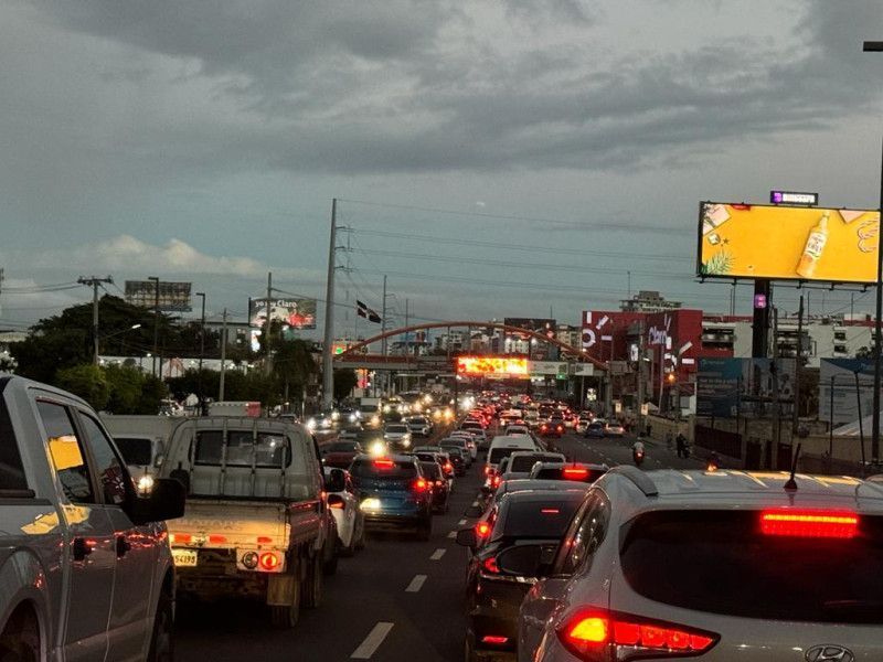 Alcaldía establece por ordenanza los límites de velocidad en el Distrito Nacional