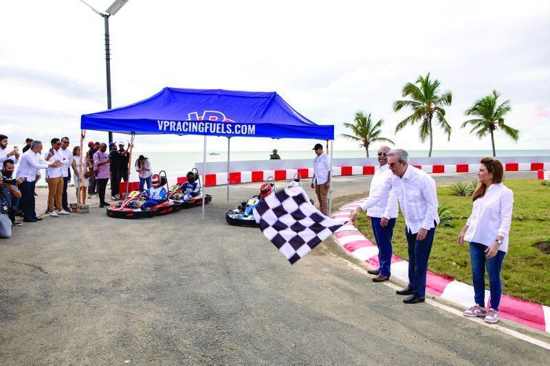 Abinader inaugura junto a alcaldesa el “Paseo Marítimo Malecón de Santo Domingo»