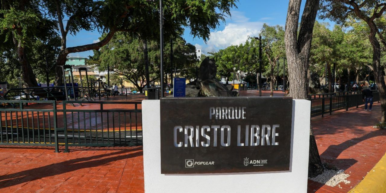 Sistema 9-1-1 instala cámaras en  renovado Parque Cristo Libre