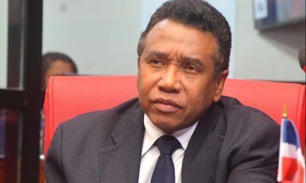 Félix Bautista niega que haya renunciado de equipo de campaña de Leonel