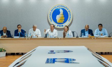 PRM acusa al PLD, FP y PRD de desacreditarlo; los invita a una tregua por Navidad