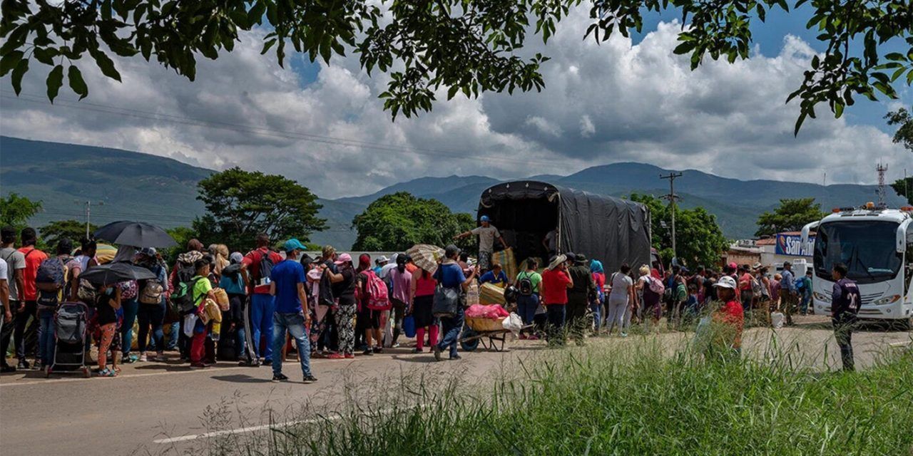 Aumento de la migración en las Américas en 2023: retos para garantizar la salud de las personas migrantes y respuesta de la Organización Panamericana de la Salud.