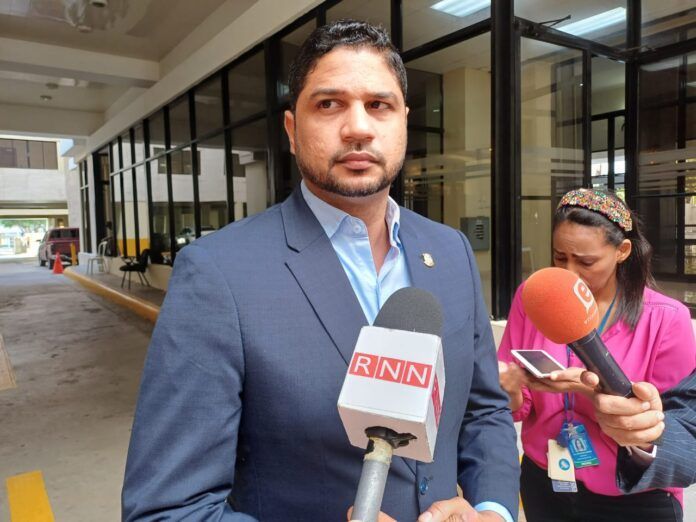 Diputado pide someter a justicia conductor patana provocó tragedia en Quita Sueño