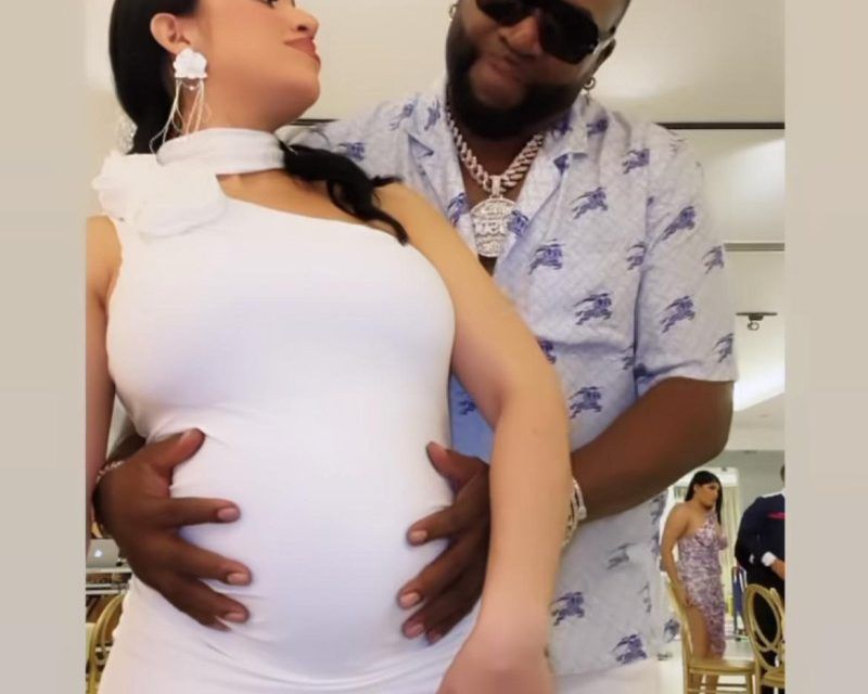 David Ortiz y Yeribel Martínez anuncian que serán padres durante su celebración de Año Nuevo