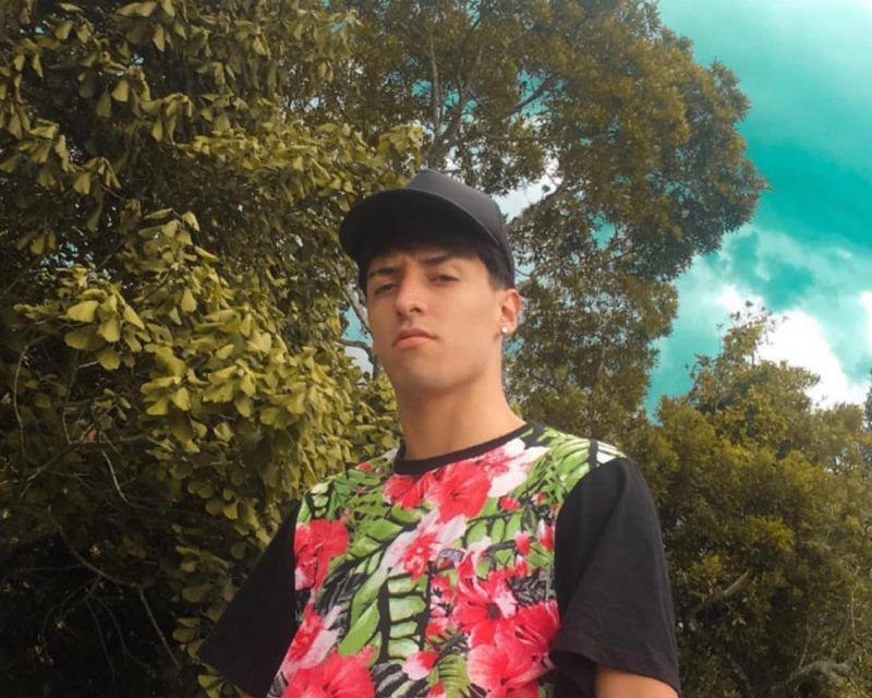 ¿Quién era el youtuber brasileño que fue encontrado enterrado en el patio de un amigo?