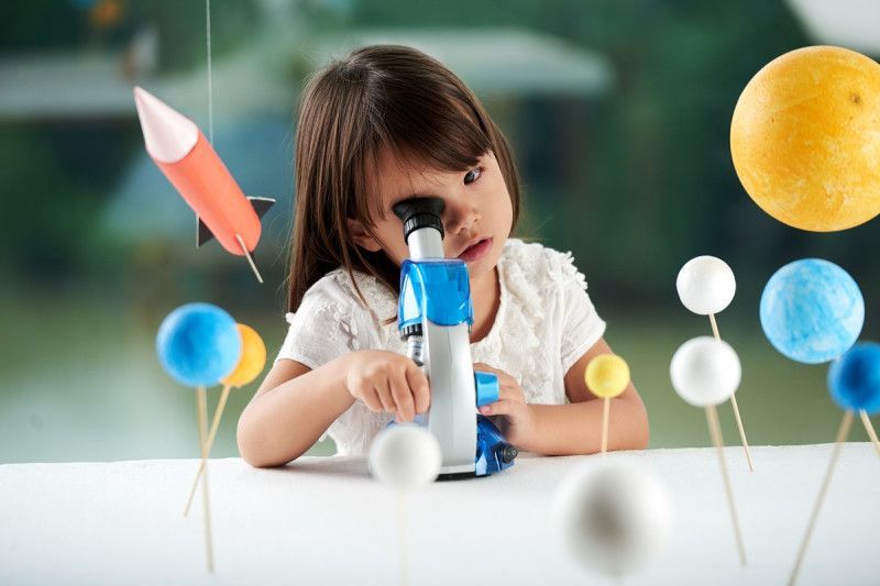 Por qué regalar a tus pequeños juguetes STEM puede ser una idea genial
