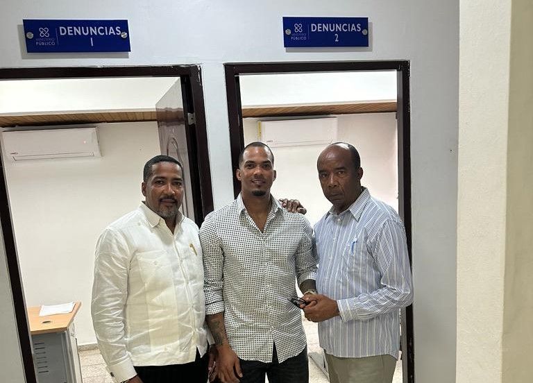 Wander Franco queda detenido tras ser interrogado en Fiscalía de Puerto Plata