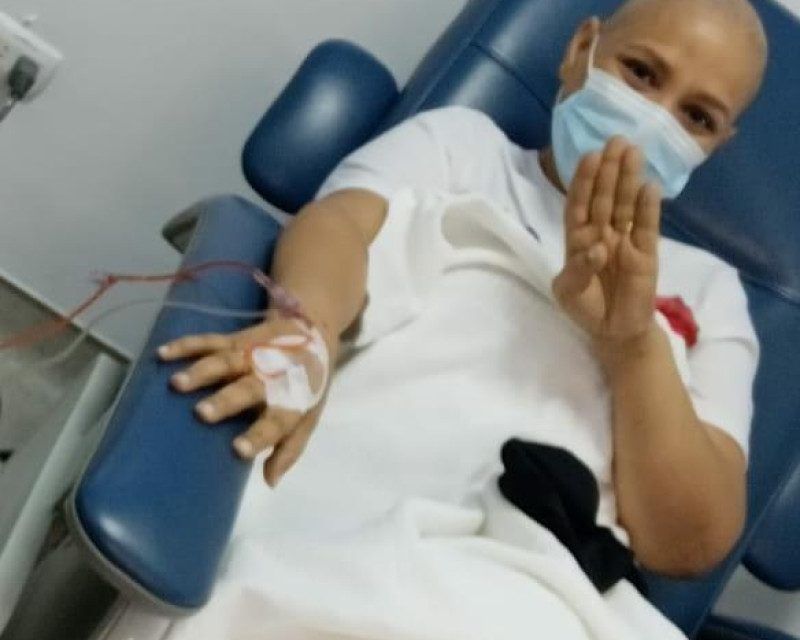 Ana Azcona: “Lo más difícil de superar cuando luchas contra el cáncer es la tristeza de ver cómo tus compañeras de batalla se van muriendo”