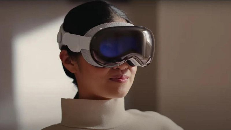 Apple lanza sus costosas gafas de realidad virtual en EEUU