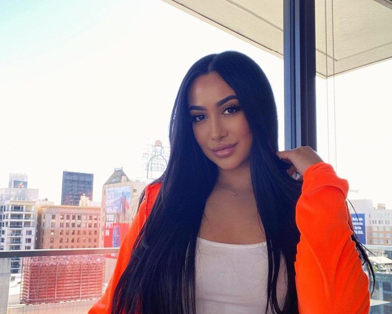 Mujer con la que Peso Pluma supuestamente engañó a Nicki Nicole, se defiende de los ataques