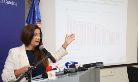 Los dominicanos consideran la economía como el problema más importante del país