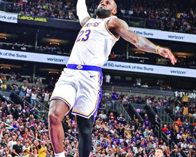 LeBron James se coloca a 74 de los 40 mil puntos