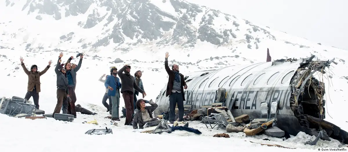 «La sociedad de la nieve»: bondad, generosidad y coraje