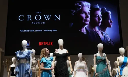 Se subastan carruajes, tronos y vestuario de «The Crown»