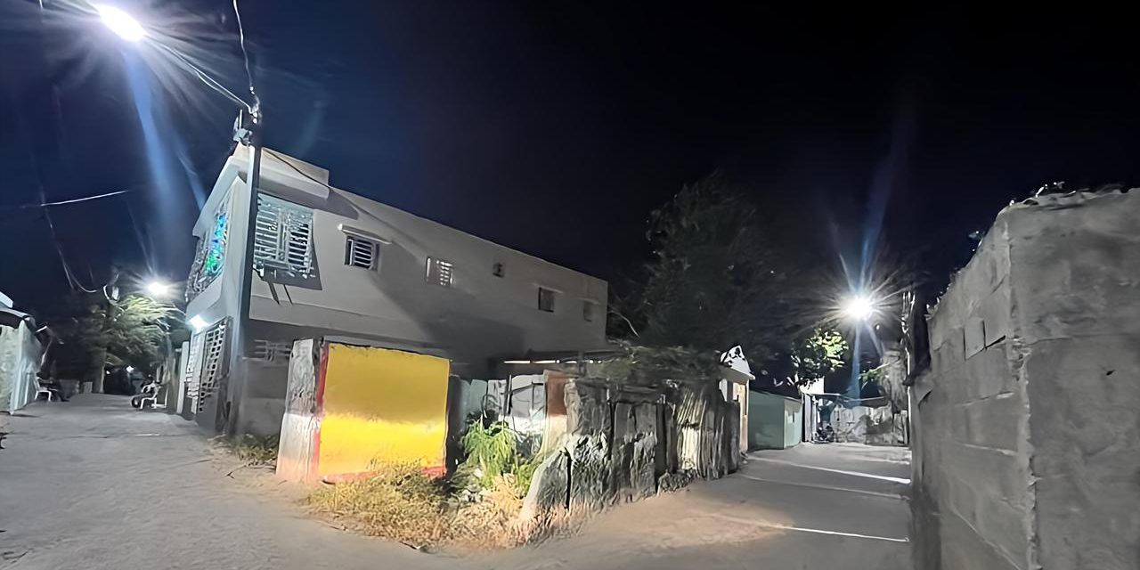 Edesur ilumina los sectores Villa Majega y Villa Carmen, en Baní y Nizao