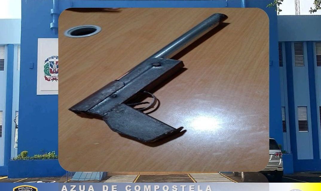 «Héroe anónimo entrega arma casera a la Policía tras intento de asalto en Azua»