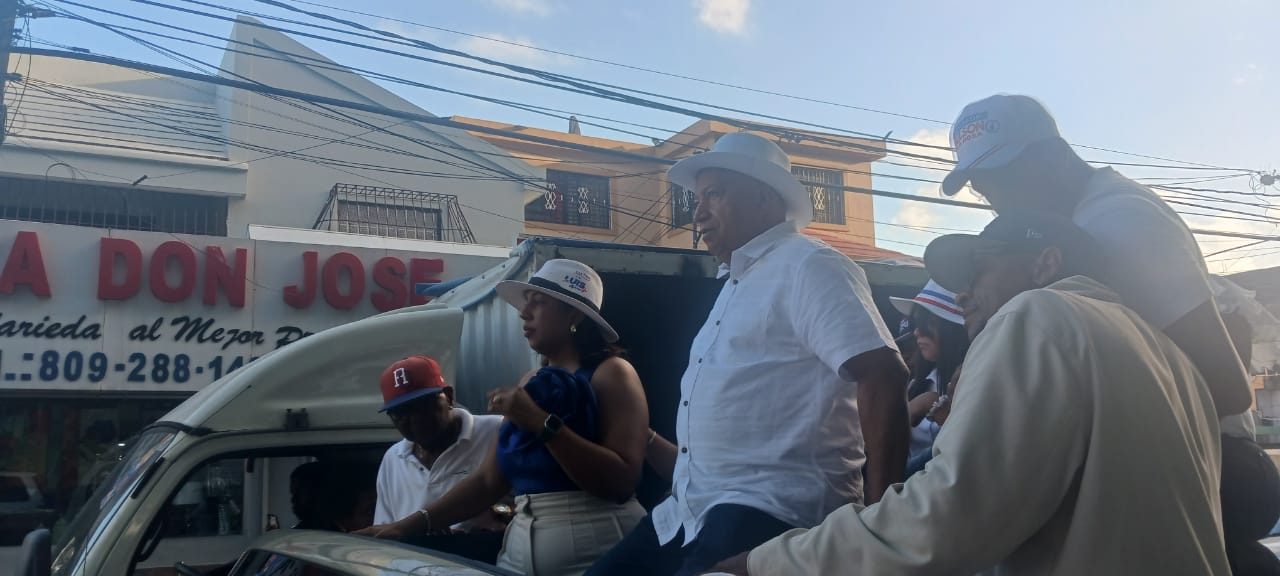Con júbilo y alegría celebran triunfo de Nelson de la Rosa